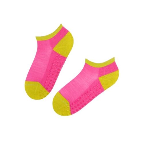 LORENZO pink merino wool low-cut socks with non-slip soles