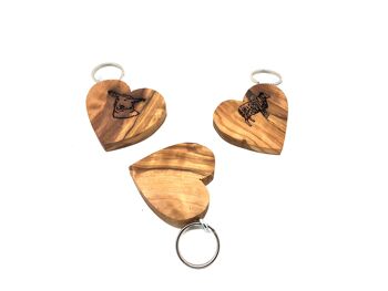Merchandising avec du bois d'olivier ! 20x porte-clés coeur plat 1
