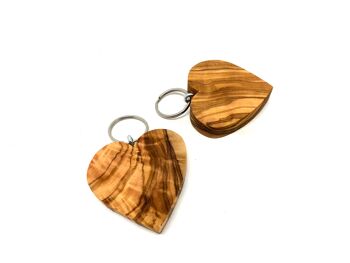 Merchandising avec du bois d'olivier ! 20x porte-clés coeur plat 3