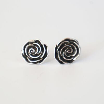 Rose stud earrings -silver