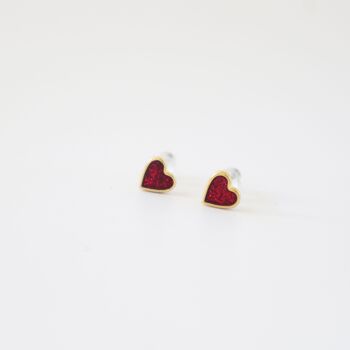 Boucles d'oreilles petit coeur rouge 2