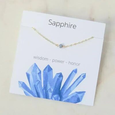 Collar con colgante de piedra natural azul zafiro en tarjeta - Septiembre