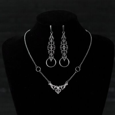 Jewelry Set: Necklace + Earrings