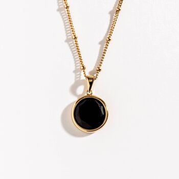 Collier en or disque d'onyx noir 1