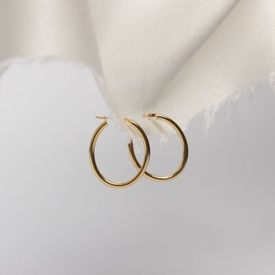 9ct Solid Gold Large Oval Hoop Earrings