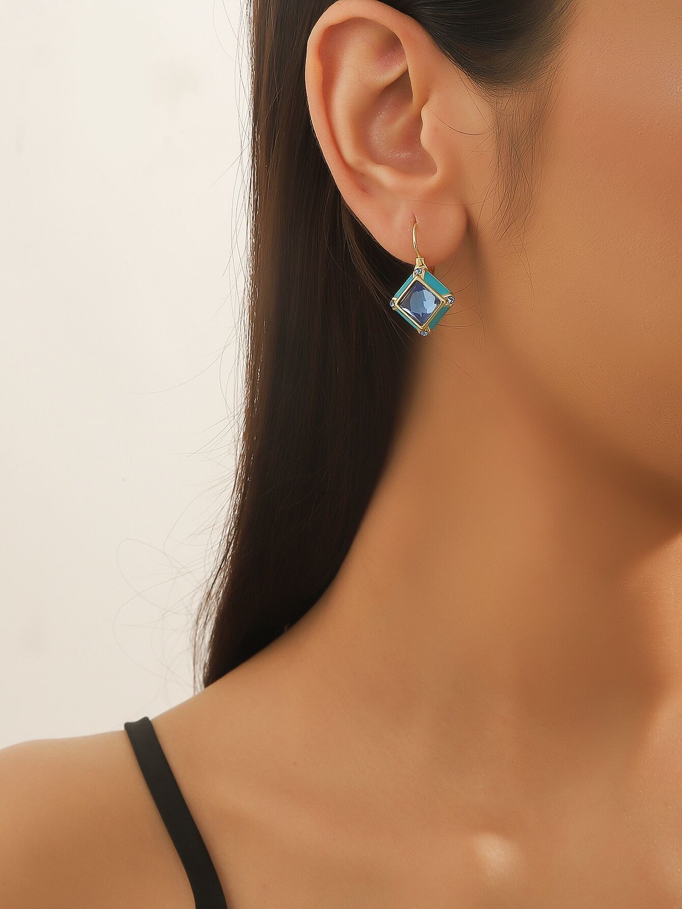 PENDIENTES DORMIENTA 24PEBOL001