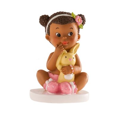 Taufkuchenfigur eines sitzenden Mädchens mit Hase, 10 cm