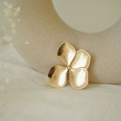 Minimalistische Julie-Haarspange mit goldener Blume