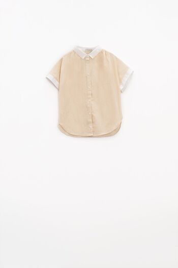 Camisa beige de manga court et rayons verticaux. 4