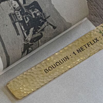 Marque-page en laiton "Bouquin : 1 Netflix : 0" #MP004