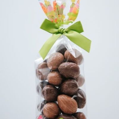 Bolsa de huevos de chocolate con leche y negro rellenos de praliné - La Fabrique de Julien