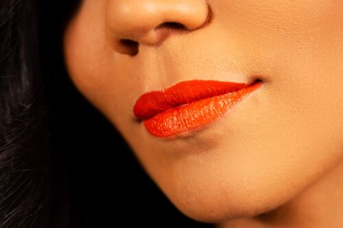 Rouge à lèvres liquide Mat "Orange" YK205