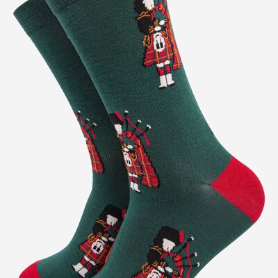 Men's Scottish Piper Bamboo Socks in Red Green