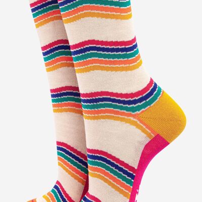 Damen-Socken aus Bambus mit Regenbogenstreifen in Creme-Mehrfarbig