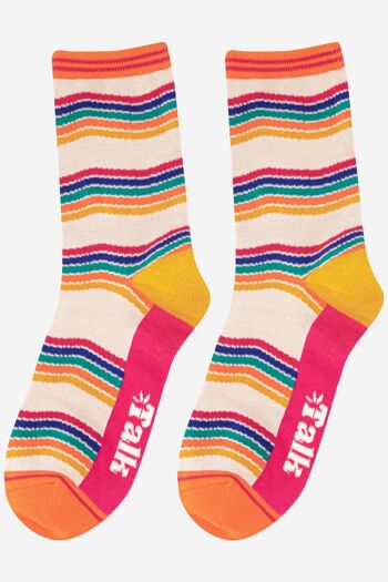 Chaussettes en bambou à rayures arc-en-ciel pour femmes en crème multicolore 3