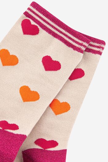 Chaussettes bicolores en bambou Love Heart pour femmes avec détails pailletés 2