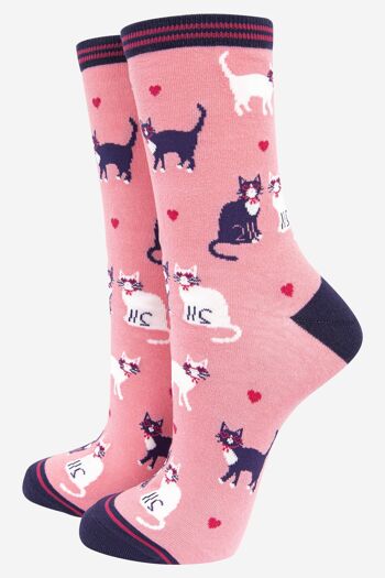 Chaussettes en bambou Cats in Love pour femmes en rose 1