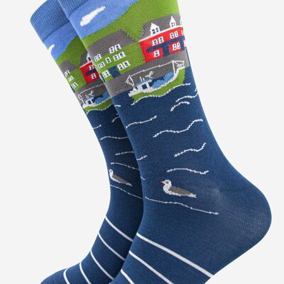 Men's Fishing Village Scene Bamboo Socks