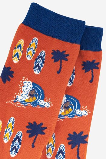 Chaussettes en bambou Surfer Catching a Wave pour hommes 2