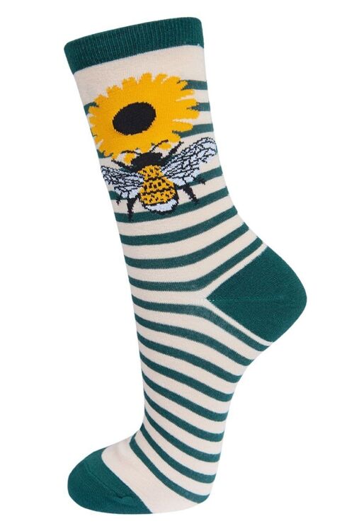 Womens Bamboo Socks Bumble Bees Floral Striped Novelty Ankle Socks Green