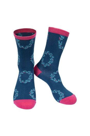 Chaussettes de couronne de Noël en bambou pour femmes, chaussettes de cheville fantaisie florales de noël, bleues 1