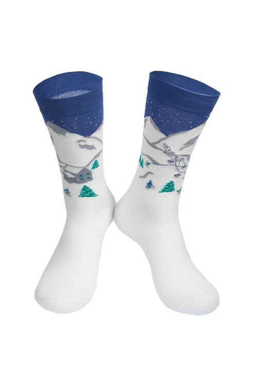 Mens Bamboo Ski Socks Snowy Mountains Christmas Socks White