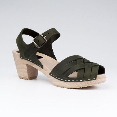 Geflochtener Sandalen-Clog aus khakifarbenem, geöltem Leder