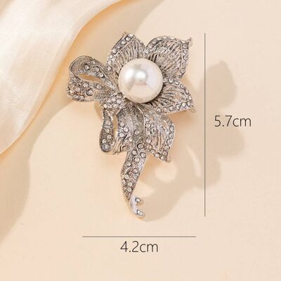 Fancy Brooch 23PEBRO001