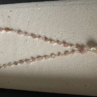 Halskette „Moofushi“ aus Rosenquarz und Muschel