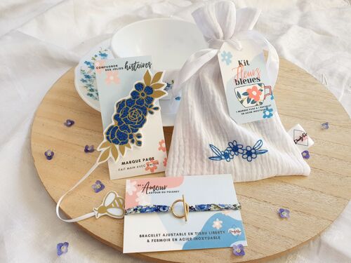 Kit Fleurs Bleues - Marque-pages, Bracelet et Pochon