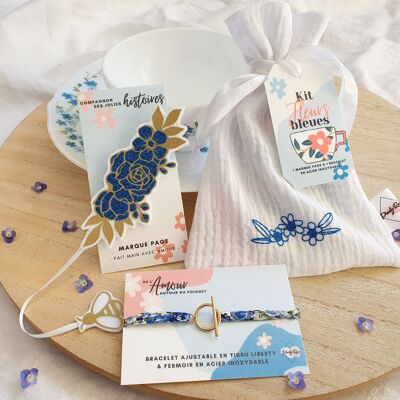 Blue Flowers Kit - Bookmarks, Bracelet and Pouch