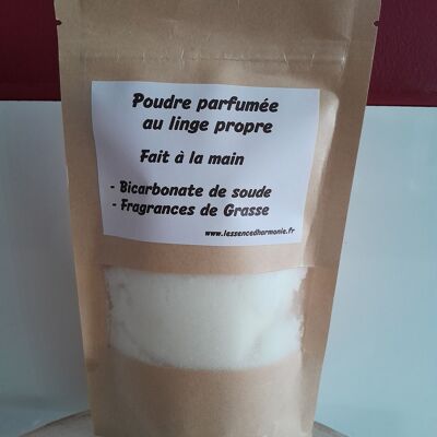 Scented powder for clean laundry
