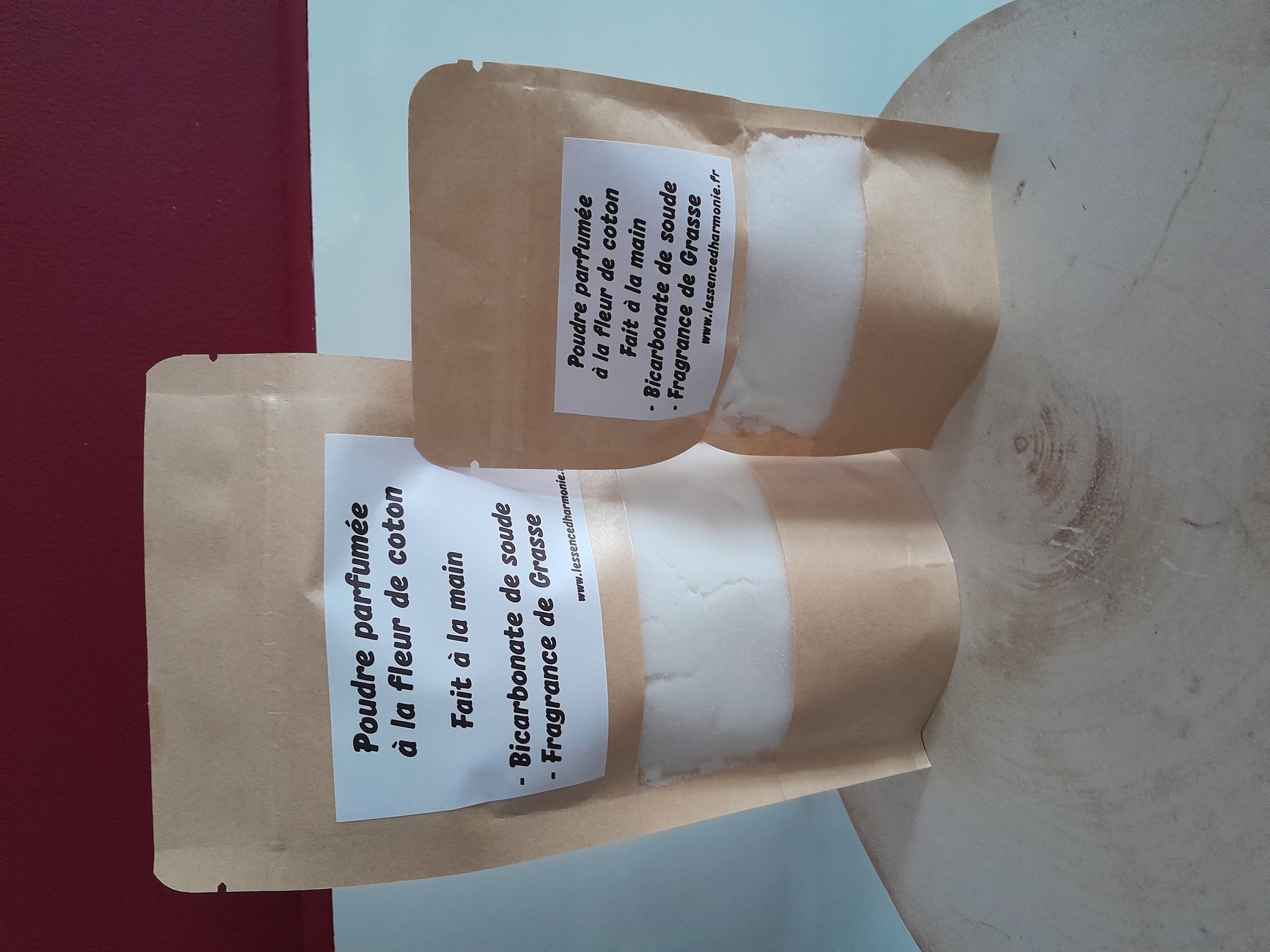 Polvere profumata ai fiori di cotone