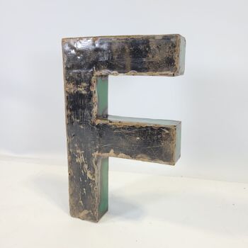 Lettre "F" fabriquée à partir de barils de pétrole recyclés | 22 ou 50 cm | Couleurs différentes 6