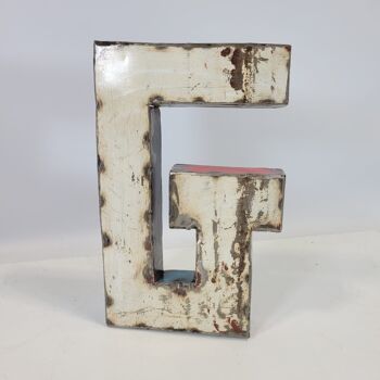 Lettre "G" fabriquée à partir de barils de pétrole recyclés | 22 ou 50 cm | Couleurs différentes 3