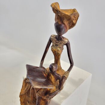 Sculpture en bronze "Femme qui lit" de Hamed Nikiema | 23 cm 5