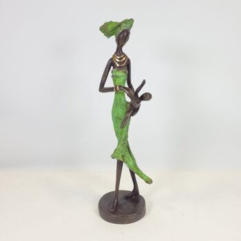 Sculpture en bronze "femme avec enfant dans les bras" de Karim | différentes tailles et couleurs 25