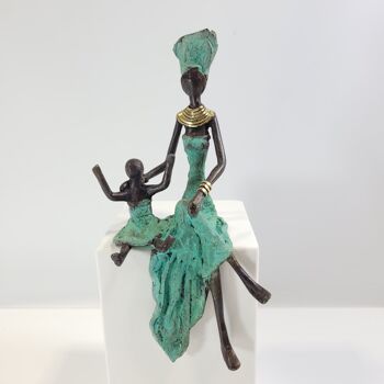 Sculpture en bronze "Maman et fils enfant" de Karim Sana | différentes tailles et couleurs 1