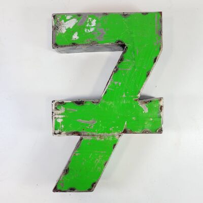 Dígito numérico "7" elaborado a partir de barriles de petróleo reciclados | 22 o 50 cm | Colores diferentes