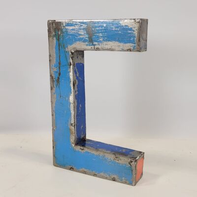 Lettre "C" fabriquée à partir de barils de pétrole recyclés | 22 ou 50 cm | Couleurs différentes