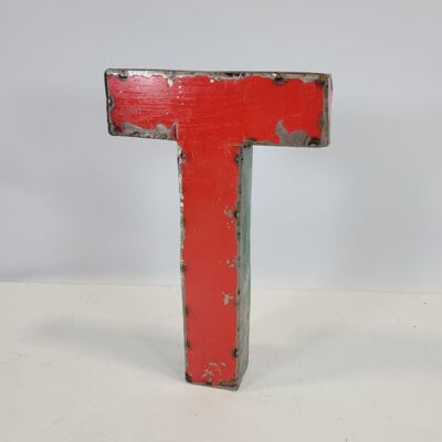 Lettre "T" fabriquée à partir de barils de pétrole recyclés | 22 ou 50 cm | Couleurs différentes