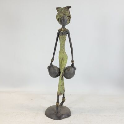 Sculpture en bronze "Femme aux amphores" de Issouf | 35-38 cm