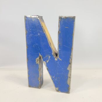 Lettre "N" fabriquée à partir de barils de pétrole recyclés | 22 ou 50 cm | Couleurs différentes 8