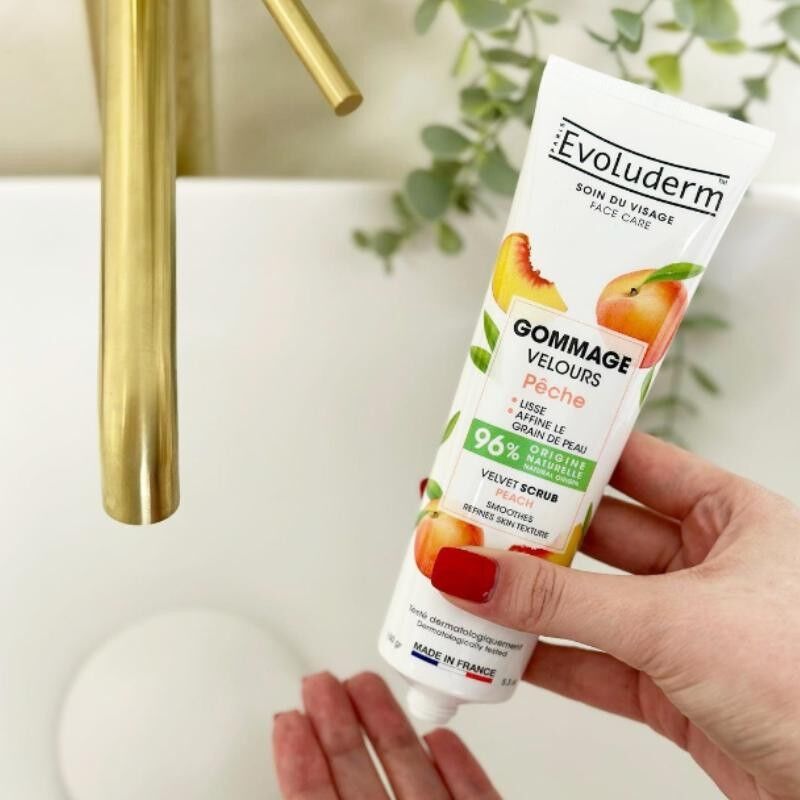 Peach Velvet Scrub