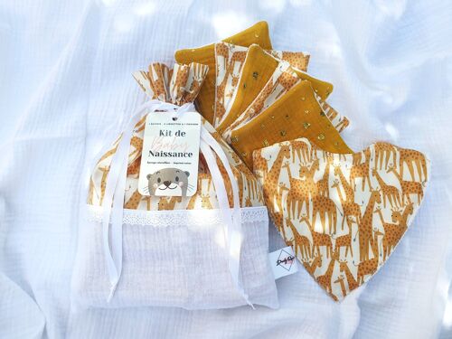 Cadeau naissance - Kit de naissance - Bavoir bandana, Lingettes lavables et Pochon girafes