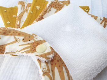 Cadeau naissance - Kit de naissance - Bavoir bandana, Lingettes lavables et Pochon girafes 3