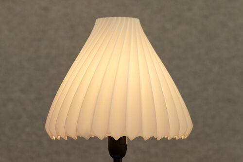 Swirl Lamp Shade in White