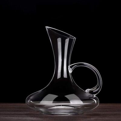Weindekanter aus Glas mit originellem Design. Abmessung: 20 x 25 cm. Fassungsvermögen: 1500 ml MB-1804