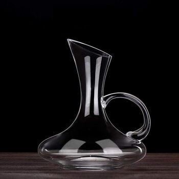 Carafe à vin en verre au design original. Dimension : 20x25cm Capacité : 1500ml MB-1804 1