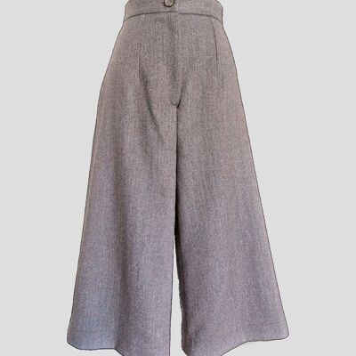 Trousers in fine wool mix fabric